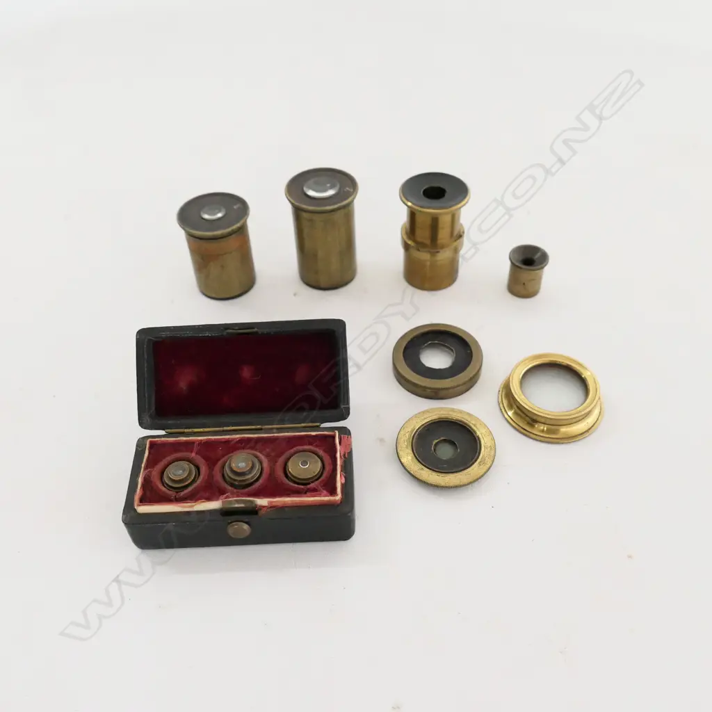 FRENCH 19thC BRASS COMPOUND MICROSCOPE w MULTIPLE LENSES by NACHET, OPTICIEN, RUE SERPENTE, 16, PARIS. MAHOG BOX Image 1++